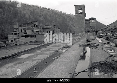 La mine abandonnée, dans le sud du Pays de Galles. Hafodrynys a été une mine qui était un éléphant blanc. La mine a fermé en 1966. Banque D'Images