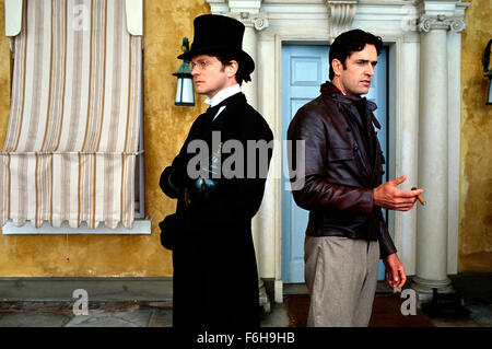 Avril 15, 2002 ; Hollywood, CA, USA ; Image de Oliver Parker's comédie drame "l'importance d'être Ernest' avec Colin Firth comme Jack et Rupert Everett comme Algy. Banque D'Images