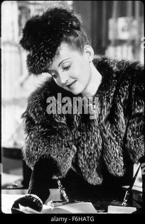 1939, le titre du film : DARK VICTORY, Directeur : EDMUND GOULDING, Studio : WARNER, Photo : BETTE DAVIS. (Crédit Image : SNAP) Banque D'Images