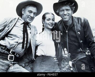 1954, le titre du film : VERA CRUZ, Directeur : ROBERT ALDRICH, Studio : UA, Photo : ROBERT ALDRICH, vêtements, Gary Cooper, cow-boy, chapeau, Burt Lancaster, SARITA MONTIEL. (Crédit Image : SNAP) Banque D'Images