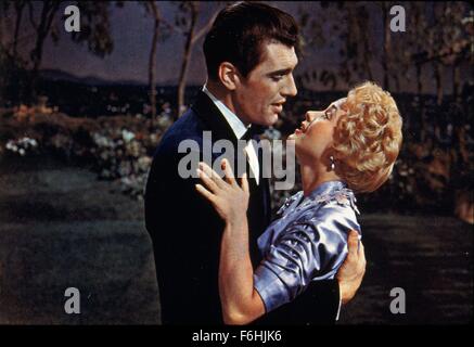 1954, le titre du film : ATHENA, Directeur : RICHARD THORPE, Studio : MGM, Photo : Jane Powell, Edmund PURDOM. (Crédit Image : SNAP) Banque D'Images