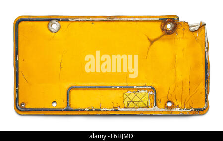 Ancienne plaque jaune avec copie espace isolé sur un fond blanc. Banque D'Images