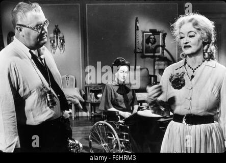 1962, le titre du film : Qu'est-il arrivé à Baby Jane ?, Directeur : ROBERT ALDRICH, Photo : ROBERT ALDRICH, Joan Crawford. (Crédit Image : SNAP) Banque D'Images