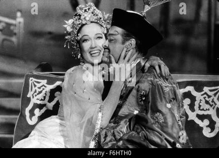 1962, le titre du film : ROUTE VERS HONG KONG, Directeur : NORMAN PANAMA, Studio : Paramount, Photo : Bob Hope, Dorothy Lamour. (Crédit Image : SNAP) Banque D'Images