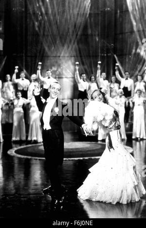 1933, le titre du film : DANCING LADY, Directeur : ROBERT Z LEONARD, Studio : MGM, Photo : Fred Astaire, Joan Crawford, la danse. (Crédit Image : SNAP) Banque D'Images