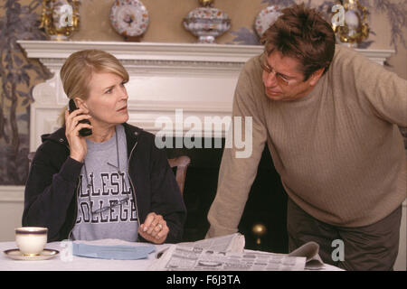 Sep 09, 2002 ; Los Angeles, CA, USA ; Candice Bergen et le réalisateur Andy Tennant sur l'ensemble des 'Sweet Home Alabama'.. (Crédit Image : ) Banque D'Images