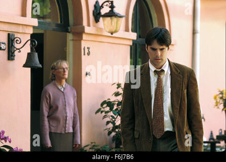 Feb 03, 2003 ; Hollywood, CA, USA ; GLENN CLOSE comme Cornelia Englebrecht et Thomas Gibson comme Richard dans le drame ''Brosse avec sort'' réalisé par Brent Shields. Banque D'Images