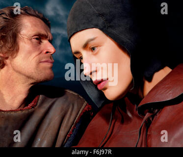 Mar 30, 2003 ; Hollywood, CA, USA ; Image du directeur Paul McGuigan's "The Reckoning" avec Willem Dafoe comme Martin et GINA MCKEE comme Sarah. Banque D'Images