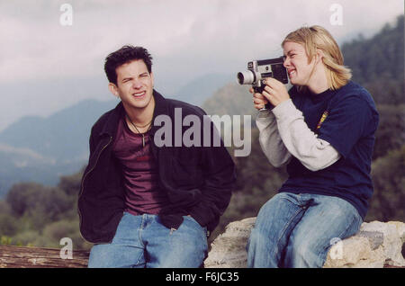 DATE DE SORTIE : Janvier 17, 2004. Titre du film : Harry et Max. STUDIO : Photos de l'Antarctique. Résumé : Deux frères, 23 et 16, qui sont les deux idoles de l'adolescence, à accepter leur passé familial dysfonctionnel et profonde affection pour l'autre. Sur la photo : BRYCE JOHNSON et Cole Williams star comme Harry et Max. Banque D'Images