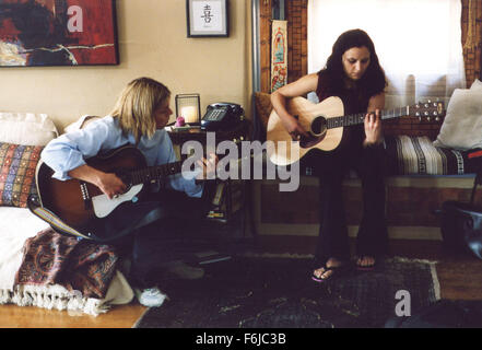 DATE DE SORTIE : Janvier 17, 2004. Titre du film : Harry et Max. STUDIO : Photos de l'Antarctique. Résumé : Deux frères, 23 et 16, qui sont les deux idoles de l'adolescence, à accepter leur passé familial dysfonctionnel et profonde affection pour l'autre. Sur la photo : COLE WILLIAMS ET LA PLUIE PHOENIX star comme Max et Nikki. Banque D'Images