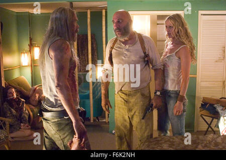 Juillet 22, 2005 ; Hollywood, CA, USA ; (L-R) : BILL MOSELEY comme Otis, SID HAIG comme capitaine Spaulding et Sheri MOON ZOMBIE stars comme bébé dans le Rob Zombie écrit et réalisé horro/thriller, "The Devil's Rejects.' Crédit obligatoire : Photo par Lions Gate Films. (Ac) Copyright 2005 by Courtesy of Lions Gate Films Banque D'Images