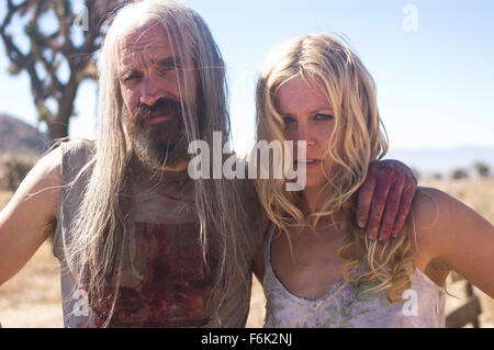 Juillet 22, 2005 ; Hollywood, CA, USA ; (L-R) : BILL MOSELEY comme Otis et Sheri MOON ZOMBIE stars comme bébé dans le Rob Zombie écrit et réalisé horro/thriller, "The Devil's Rejects.' Crédit obligatoire : Photo par Lions Gate Films. (Ac) Copyright 2005 by Courtesy of Lions Gate Films Banque D'Images