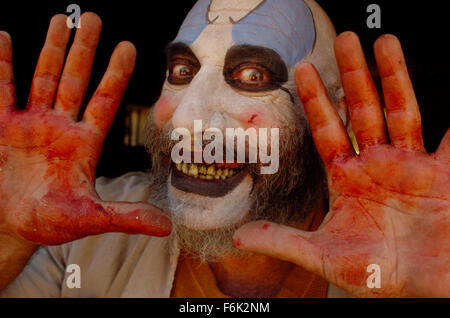 Juillet 22, 2005 ; Hollywood, CA, USA ; SID HAIG comme capitaine Spaulding dans le Rob Zombie écrit et réalisé horro/thriller, "The Devil's Rejects.' Crédit obligatoire : Photo par Lions Gate Films. (Ac) Copyright 2005 by Courtesy of Lions Gate Films Banque D'Images