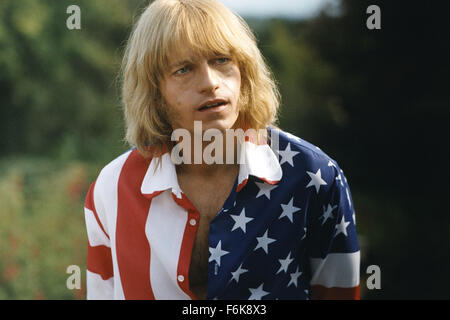 Mar 24, 2006 ; London, England, UK ; acteur LEO GREGORY fidèlement Brian Jones, co-fondateur du groupe rock, 'The Rolling Stones', dans le Stephen Woolley musique/drame biographique réalisé, 'Stoned.' Crédit obligatoire : Photo par numéro 9 Films Ltd.. (C) Copyright 2006 by Courtesy of Number 9 Films Ltd. Banque D'Images