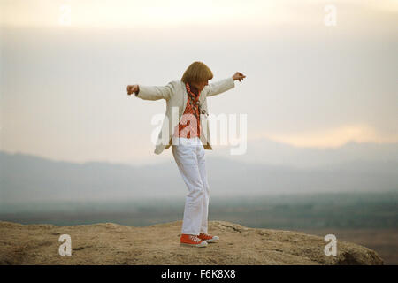 Mar 24, 2006 ; London, England, UK ; acteur LEO GREGORY fidèlement Brian Jones, co-fondateur du groupe rock, 'The Rolling Stones', dans le Stephen Woolley musique/drame biographique réalisé, 'Stoned.' Crédit obligatoire : Photo par numéro 9 Films Ltd.. (C) Copyright 2006 by Courtesy of Number 9 Films Ltd. Banque D'Images