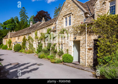 Castle Combe, Wiltshire, Angleterre, Royaume-Uni, Europe. Banque D'Images