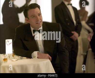 Sep 05, 2006 ; Los Angeles, CA, USA ; DATE DE SORTIE : 8 septembre 2006. Réalisateur : Allen Coulter. Entreprise : Focus Features. Résumé : L'exploration convaincante de la renommée et de l'identité, inspiré par l'un des plus célèbres d'Hollywood, des mystères. L'histoire suit un détective privé des années 50, qui enquête sur la mort mystérieuse de 'Superman' star George Reeves, met au jour des connexions inattendues à sa propre vie comme l'affaire devient plus personnelle. L'affaire torride Reeves a eu avec la femme d'un cadre d'un studio pourrait détenir la clé de la vérité. Photo : Ben Affleck comme George Reeves. Crédit obligatoire : Photo par Geo Banque D'Images