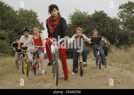 DATE DE SORTIE : 24 mai 2008. Titre du film : Fils de Rambow. STUDIO : Paramount Vantage. Terrain : Situé sur un long été anglais au début des années 80, fils de Rambow est une comédie sur l'amitié, la foi et l'étrange affaire de la croissance. Sur la photo : Jules Sitruk stars comme Didier Revol. Banque D'Images