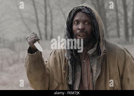 DATE DE SORTIE : janvier 2009 . Titre du film : la route. STUDIO : Dimension Films . Résumé : Une histoire post-apocalyptique d'un homme et son fils tentent de survivre par tous les moyens possibles. Photo : MICHAEL K. WILLIAMS comme le voleur. Banque D'Images