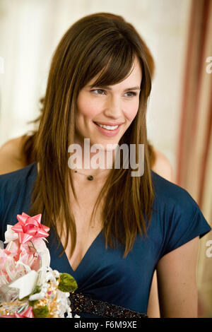 DATE DE SORTIE : 1 mai 2009. Titre du film : Ghosts of Girlfriends passé. STUDIO : New Line Cinema. PLOT : Un baccalauréat est hanté par les fantômes de ses anciennes petites amies au mariage de son jeune frère. Photo : Jennifer Garner comme Jenny. Banque D'Images