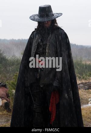 DATE DE SORTIE : 23 décembre 2009. Titre du film : Solomon Kane. STUDIO : Davis-Films. PLOT : un mercenaire qui doit son âme au diable lui-même en luttant contre le mal rachète. Sur la photo : Jacques Villeret que Solomon Kane. Banque D'Images