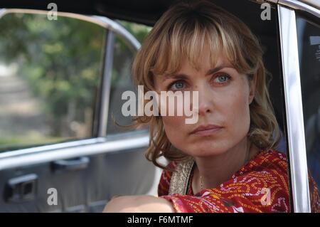 DATE DE SORTIE : 28 août 2010. Titre du film : La ville d'attente . STUDIO : Films. PLOT : un mystique-infusé histoire d'amour qui suit un jeune couple voyage en Inde pour recueillir leur bébé adopté. Sur la photo : Radha Mitchell comme Fiona Simmons. Banque D'Images