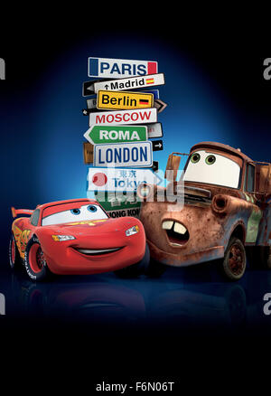 DATE DE SORTIE : Juin 24, 2011 TITRE DE LA VIDÉO : Voitures 2 Studio : Walt Disney Pictures directeurs : John Lasseter, Brad Lewis PLOT : Racing star Flash McQueen fait équipe avec son meilleur ami Mater pour une aventure internationale contre les voitures les plus rapides du monde sur la photo : AFFICHE (Image Crédit : c Walt Disney Pictures/photos) Banque D'Images