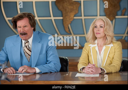 DATE DE SORTIE : Décembre 20, 2013 TITRE : Présentateur 2 : La légende continue Studio : Paramount Pictures Réalisateur : Adam McKay Résumé : Avec les années 70 derrière lui, San Diego's top qualité newsman, Ron Burgundy, revient à prendre la première New York 24 heures news channel par la tempête sur la photo : Will Ferrell comme Ron Burgundy et Christina Applegate comme Veronica Corningstone (Crédit : Paramount Pictures/photos) Banque D'Images