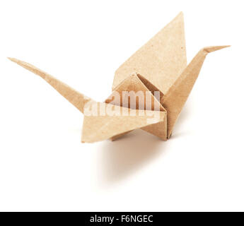 Grue origami isolated on white Banque D'Images