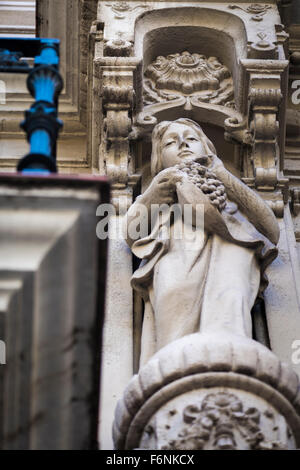 Architecture bâtiment détail lors de l'Eixample à Barcelone, Catalogne, Espagne Banque D'Images