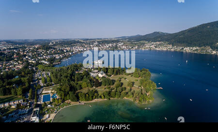 GMUNDEN AUTRICHE - vue aérienne de la skyline à Gmunden Autriche. Gmunden a été un centre important dans la région du Salzkammergut et riche merch Banque D'Images