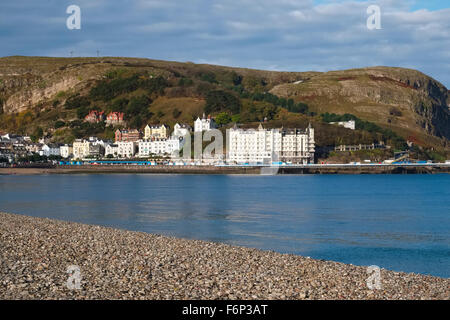 Le Grand Hôtel sur le front de Llanduno sous le grand orme, Conwy, Pays de Galles. Banque D'Images