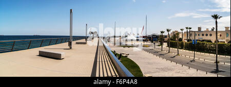 Dossier DCIM100GOPRO Harbour walk way, Alicane, Espagne Banque D'Images