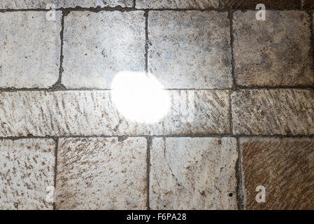 Le Banuelo, bains arabes en bon état, dans la vieille ville de Grenade, près de la forteresse de l'Alhambra, Andalousie, Espagne. Banque D'Images