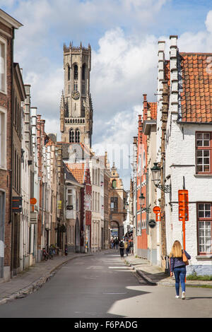 Beffroi de Bruges, clocher médiéval dans le centre historique de Bruges, Flandre occidentale, Belgique Banque D'Images