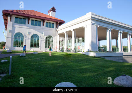 Au bord du Lac Como Park Pavilion. St Paul Minnesota MN USA Banque D'Images