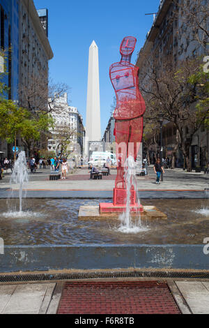 Obélisque de Buenos Aires, de l'Av. Président Roque Sáenz Peña (Diagonal Norte). L'Argentine. Banque D'Images