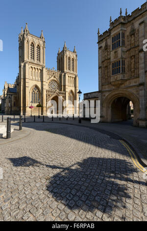 La cathédrale de Bristol sur un après-midi d'été. Banque D'Images