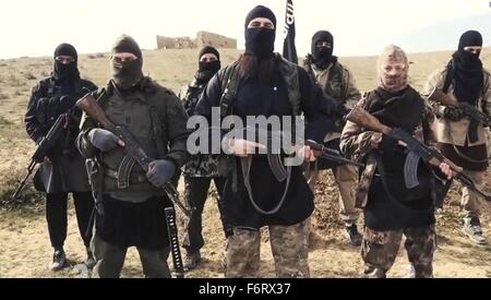 État islamique d'Irak et du Levant photo montrant la propagande des militants masqués en Syrie. Banque D'Images