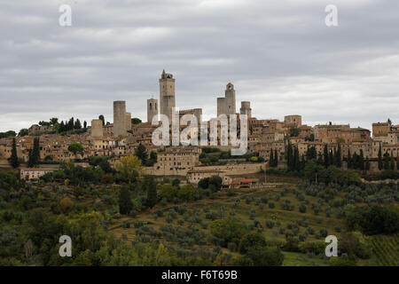 La ville médiévale de San Gimignano, Toscane, Italie. Banque D'Images