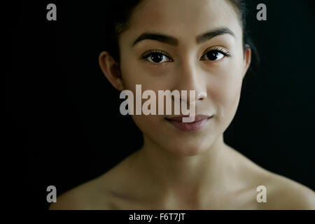 Hispanic woman smiling Banque D'Images