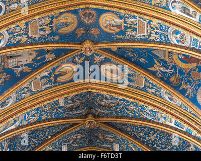 Détail de St Cecil Plafond cathédrale. Les décors en bleu et or couvrir le plafond de la cathédrale. Banque D'Images