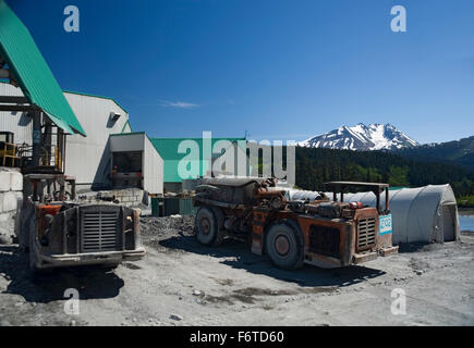 L'équipement d'exploitation minière souterraine, Mine Eskay Creek, C.-B. Banque D'Images