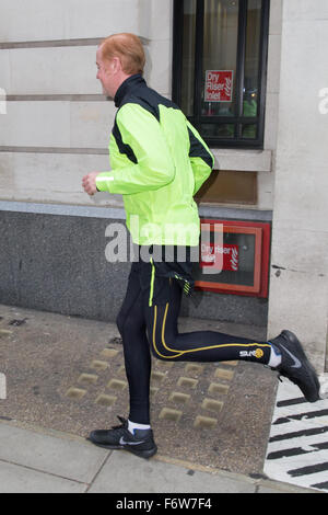 Chris Evans hors de jog près de la BBC Radio 2 studios avec : Chris Evans Où : London, Royaume-Uni Quand : 20 Oct 2015 Banque D'Images