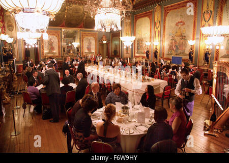 Un dîner d'entreprise en cours à l'Édifice Royal Pavilion à Brighton, Royaume-Uni. Banque D'Images