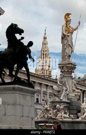 Pallas Athene Brunnen, Parlement européen, Vienne, Autriche Banque D'Images