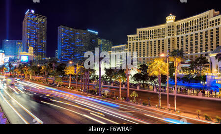 Vue sur le Strip de Las Vegas de nuit Banque D'Images