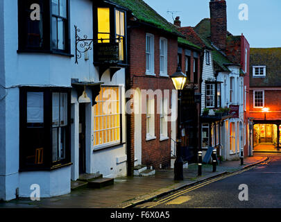 Lion Street, seigle, au crépuscule, Kent England UK Banque D'Images