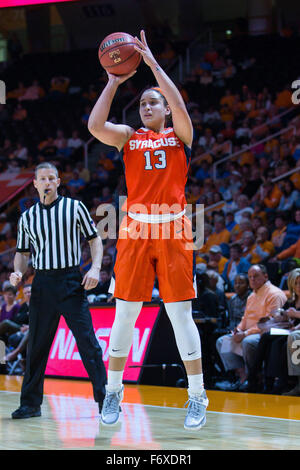 20 novembre 2015 : Brianna Butler # 13 de l'Orange de Syracuse tire la balle pendant le jeu de basket-ball de NCAA entre l'Université du Tennessee Lady bénévoles et l'Université de Syracuse Orange à Thompson Boling Arena de Knoxville TN Tim Gangloff/CSM Banque D'Images