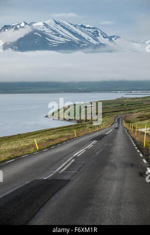 Eyjafjordur lever du soleil. L'Islande Banque D'Images
